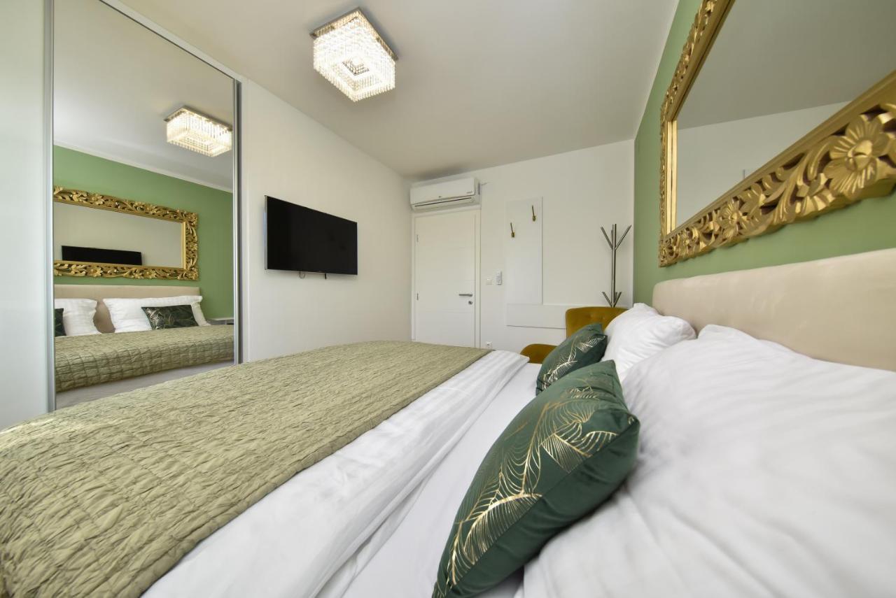 Mm Luxury Apartments Gold & Rubin Zadar Extérieur photo